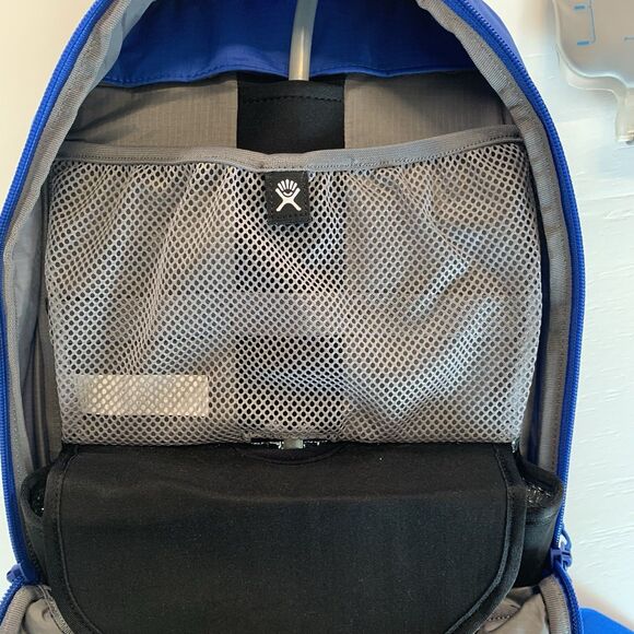 Hydro Flask Down Shift Backpack -14 Liter Water Pocket Hydration Pack Blue - Picture 9 of 15